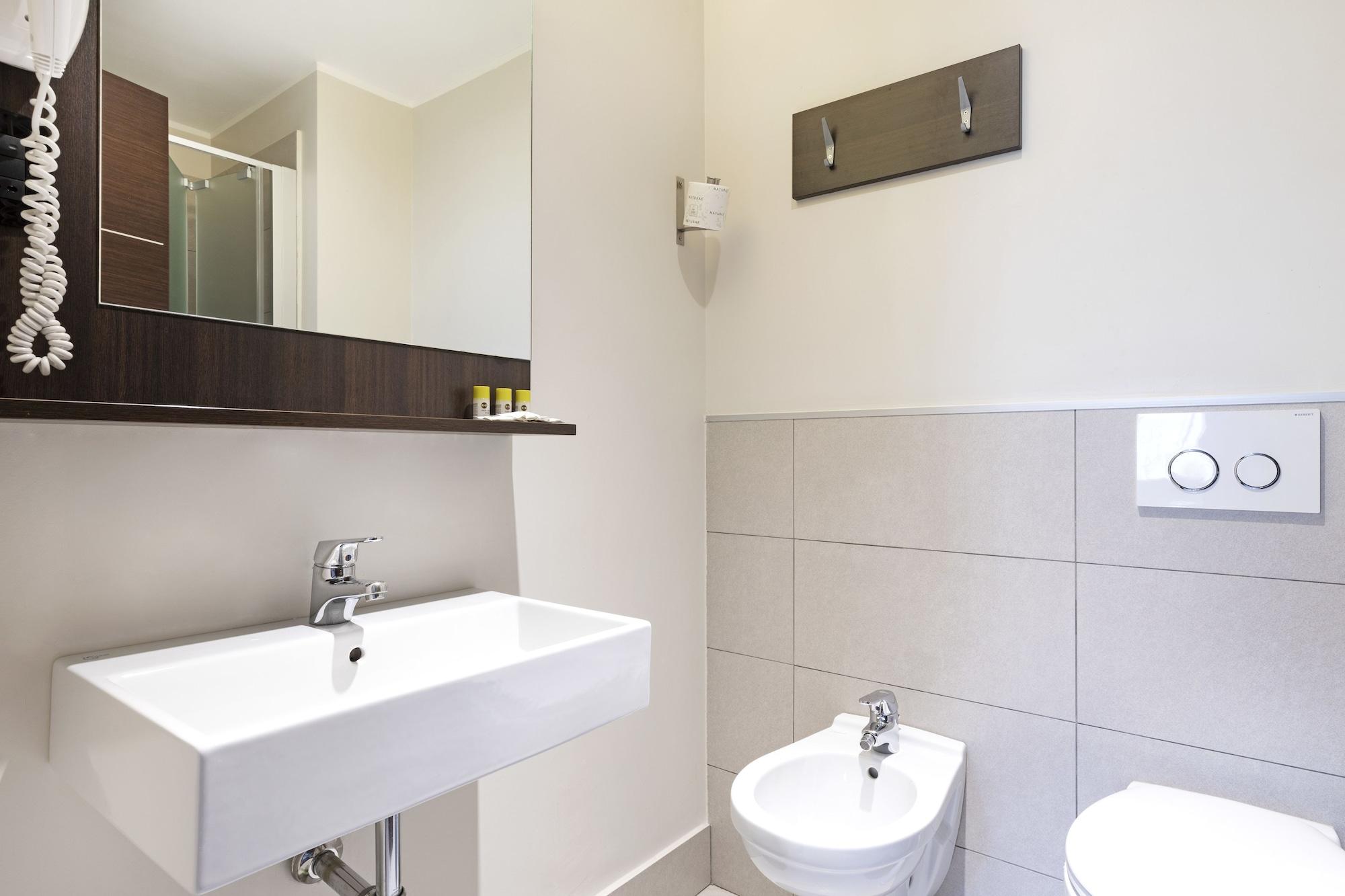 Hotel B&B Hotel Bergamo 3*